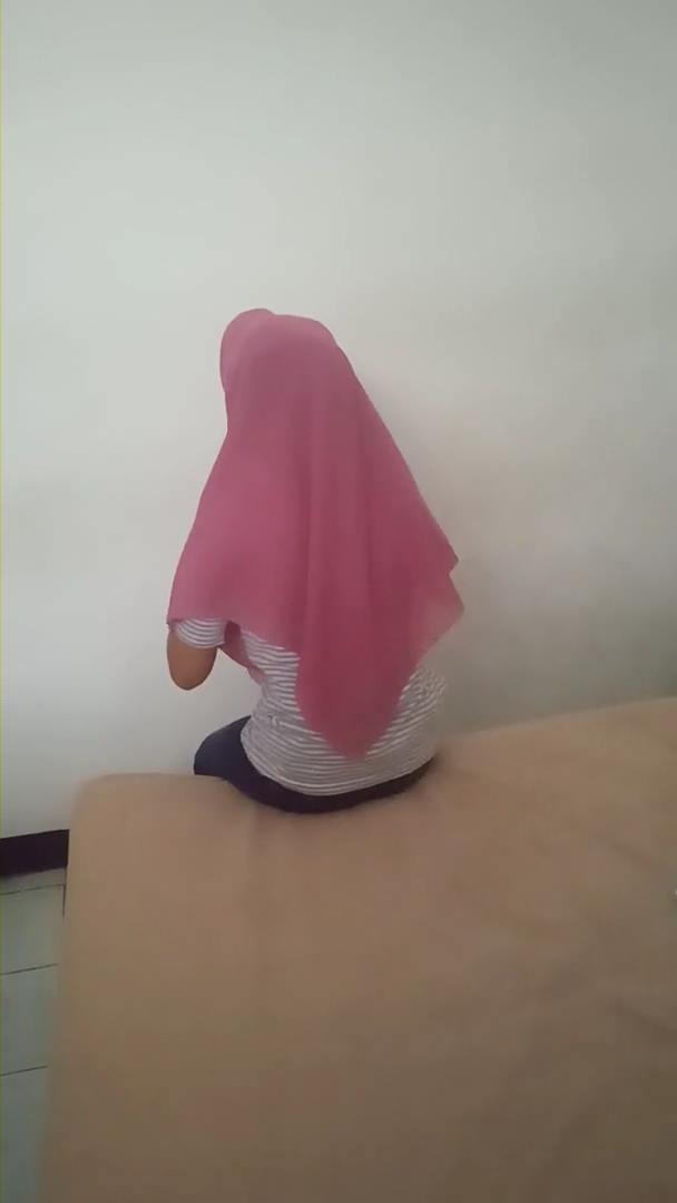 Abg Jilbab Jual Meki Ke Om Crot Di Pantat