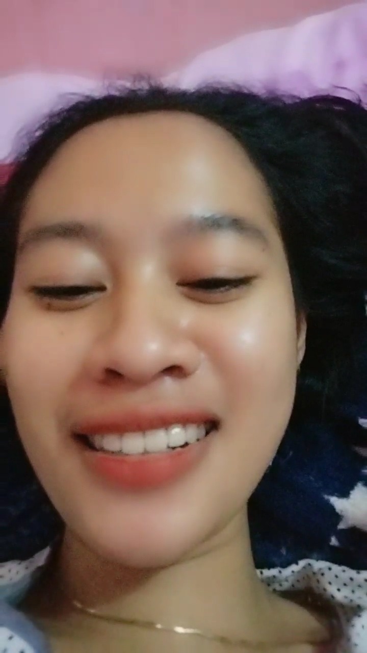 Nissa Spil Toketnya Live Sebelum Tidur