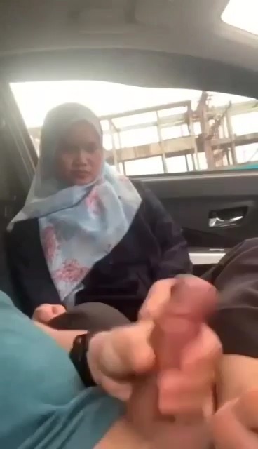 Prank Ibu Guru Di Mobil